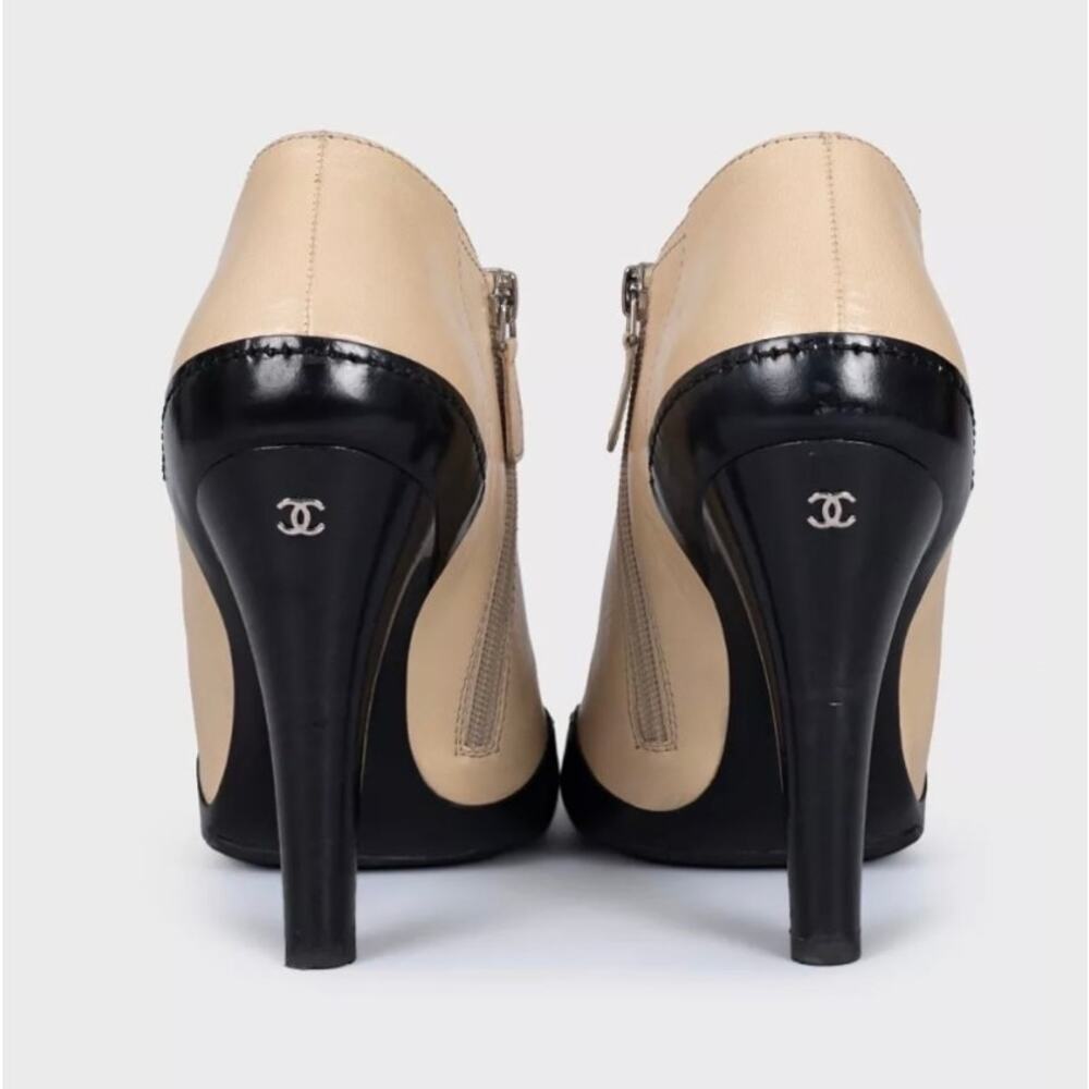 Chanel Beige Leather Open-Toe Ankle Booties - Size 40.5 - Picture 4 of 7